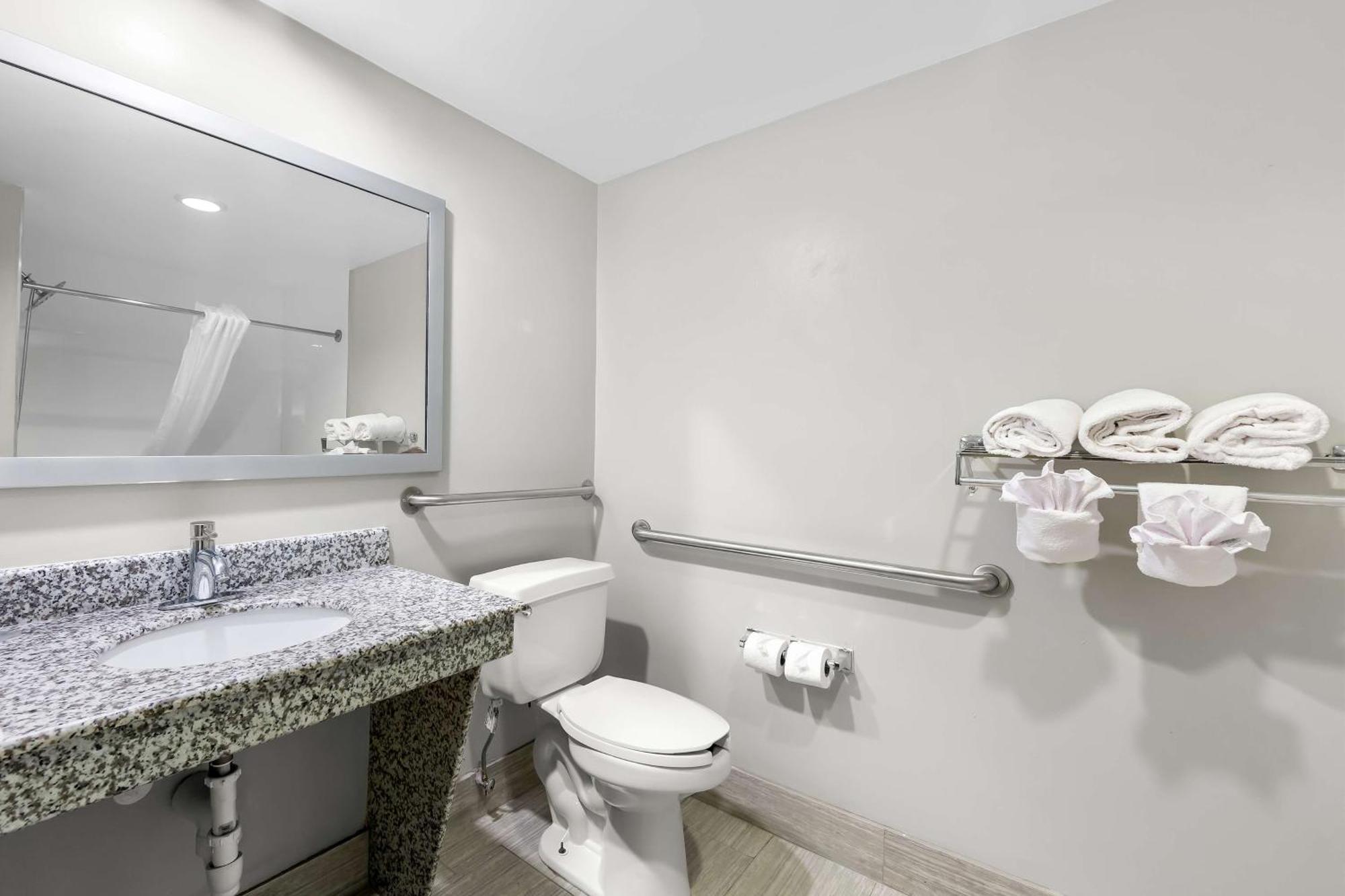 Best Western Knoxville Suites - Downtown Exterior photo