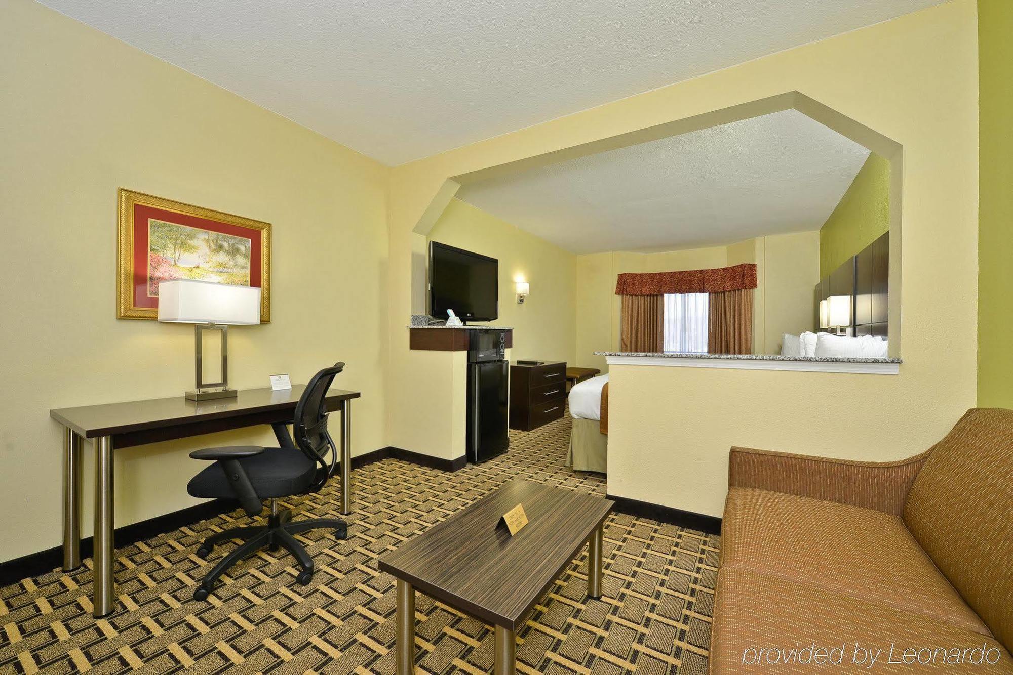 Best Western Knoxville Suites - Downtown Exterior photo