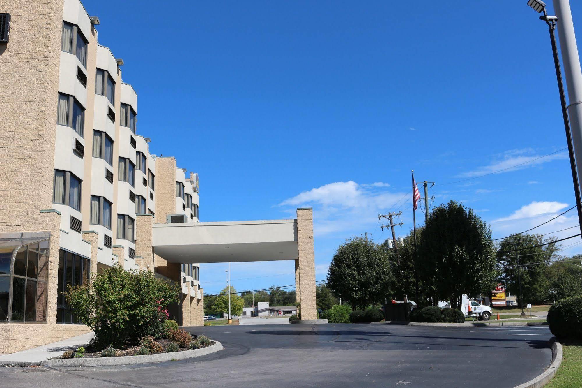 Best Western Knoxville Suites - Downtown Exterior photo