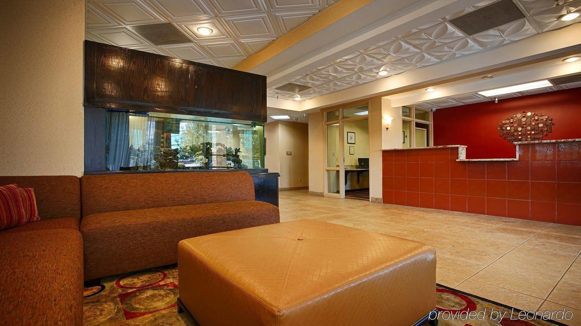 Best Western Knoxville Suites - Downtown Exterior photo